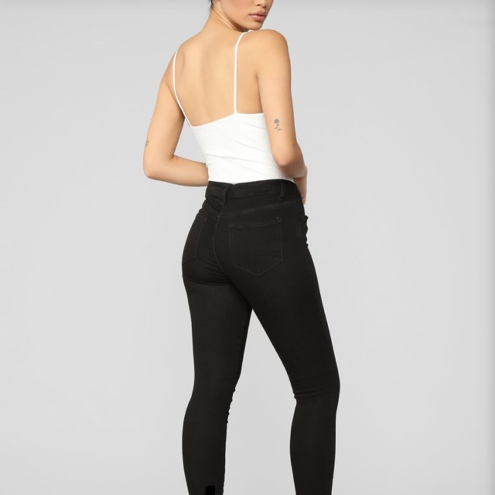 White Ruched Ribbed Bodysuit - Picture 6 of 6